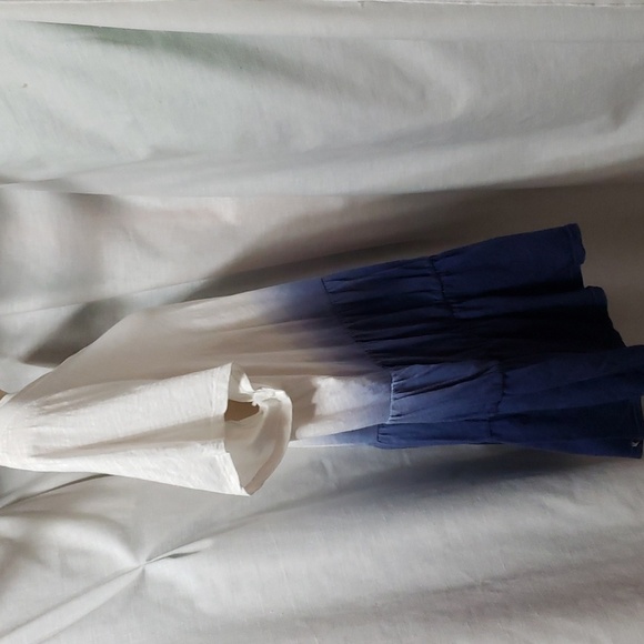 Cato. NWOT. White/Blue Ombre; Short Sleeves; Gather Tiers Top.  Size 22/24W - Picture 5 of 14
